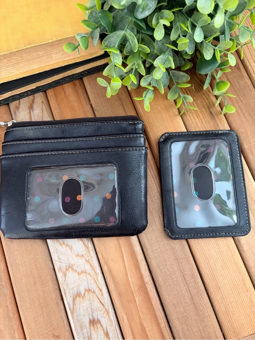 Black Leather Card Wallet with Polka Dot Lining & ID Window,Removable Key Pocket